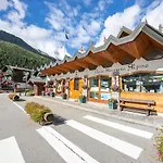 Monterosa Cozy 200m From - Happy