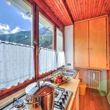 Apartment Monterosa Cozy 200m From - Happy *