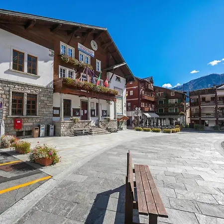 Monterosa Cozy 200m From - Happy Apartmán *