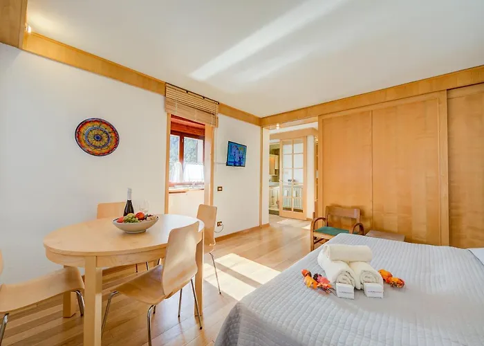 Monterosa Cozy 200m From - Happy